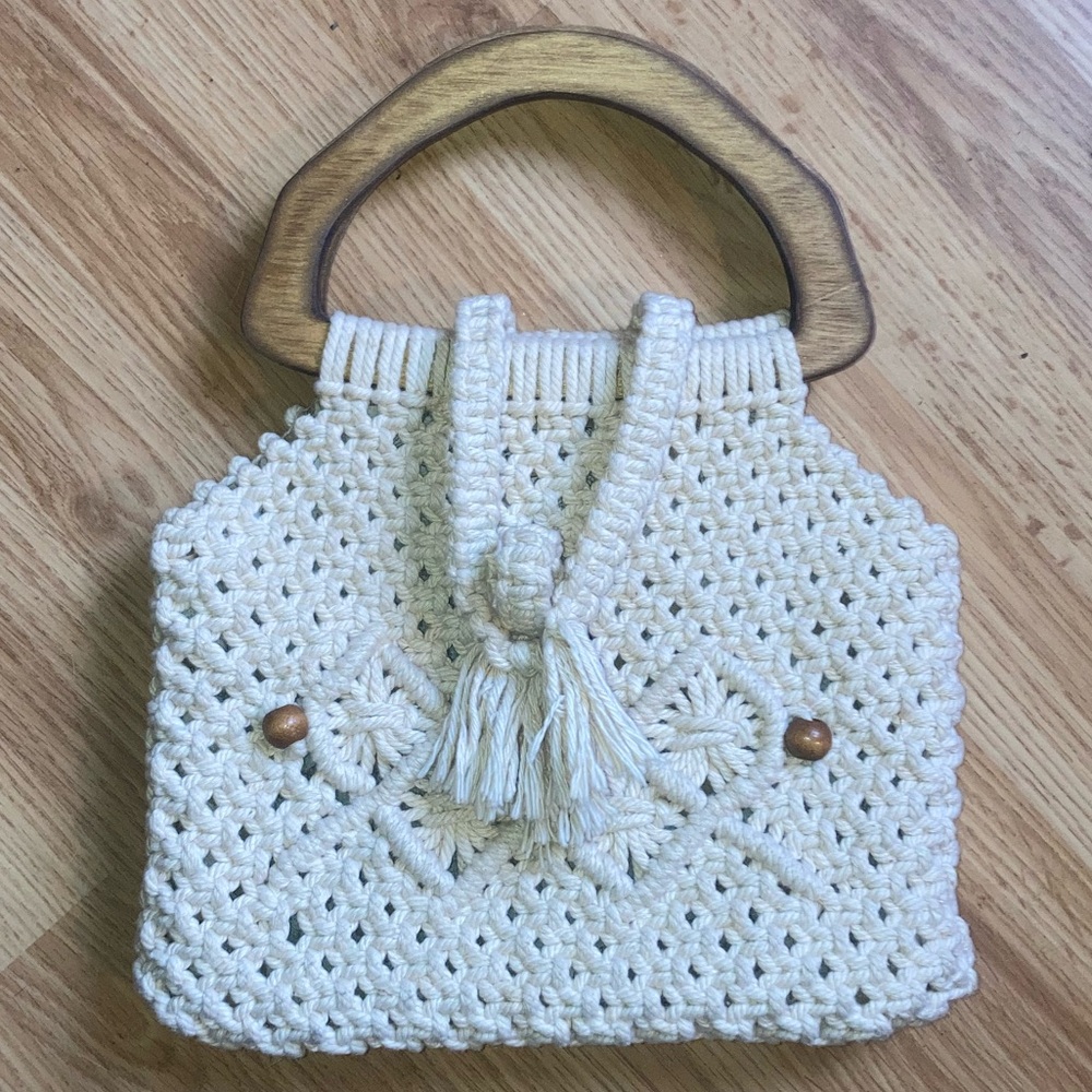 Vintage 70s Macrame Wood Handle Beaded Floral Lined Handbag Purse
